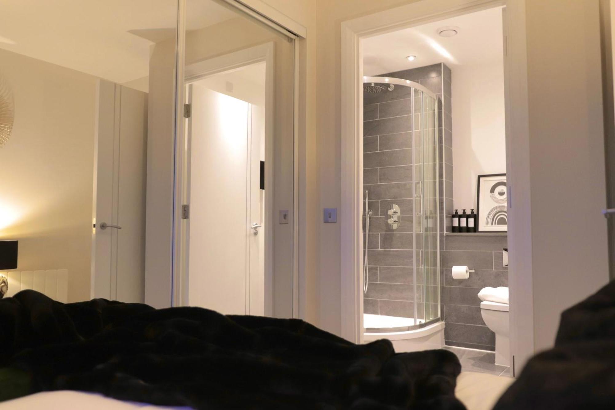 2Br Luxury Flat Belfast City Centre , Free Snacks & Free Netflix Exterior photo